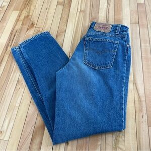 Vintage Levi's Women's High Rise “Mom” Jeans